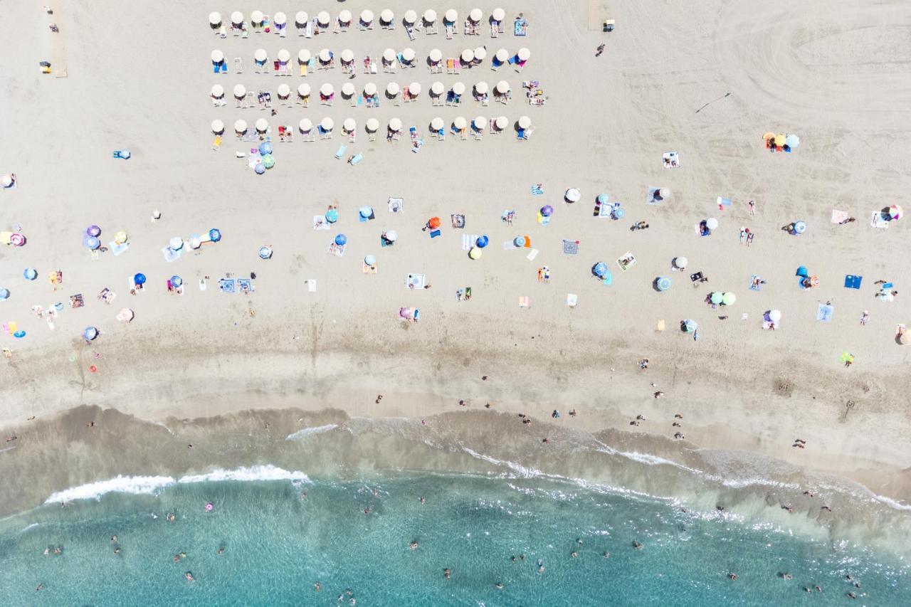 Frontline Playa Las Vistas With Pool, Parking, Sea Лос Кристианос Экстерьер фото