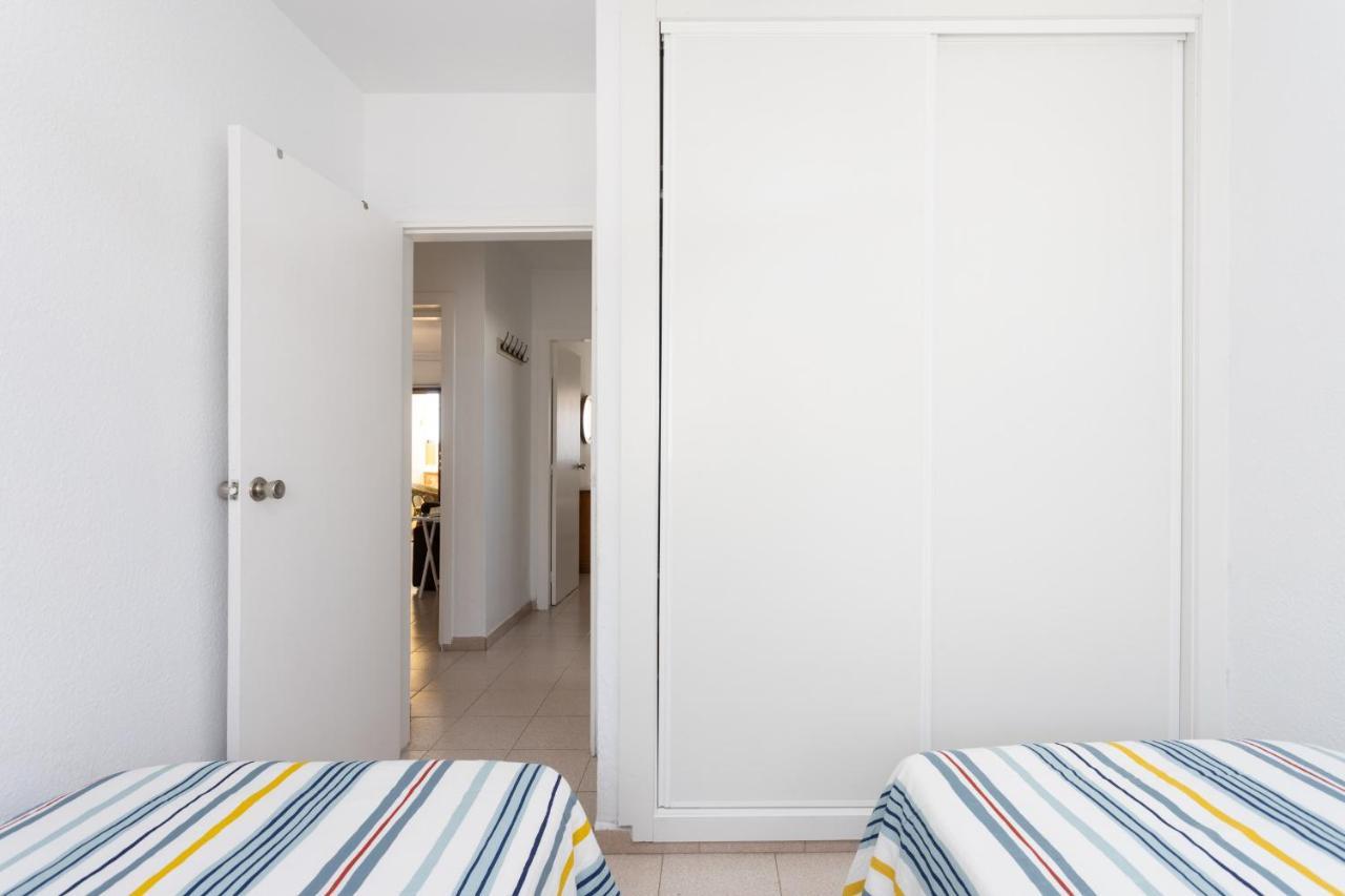 Frontline Playa Las Vistas With Pool, Parking, Sea Лос Кристианос Экстерьер фото