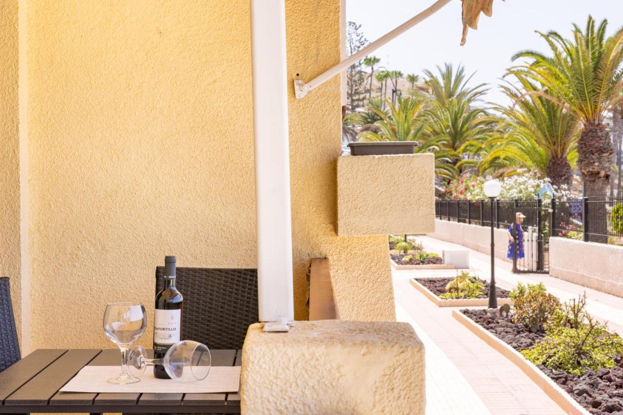 Frontline Playa Las Vistas With Pool, Parking, Sea Лос Кристианос Экстерьер фото