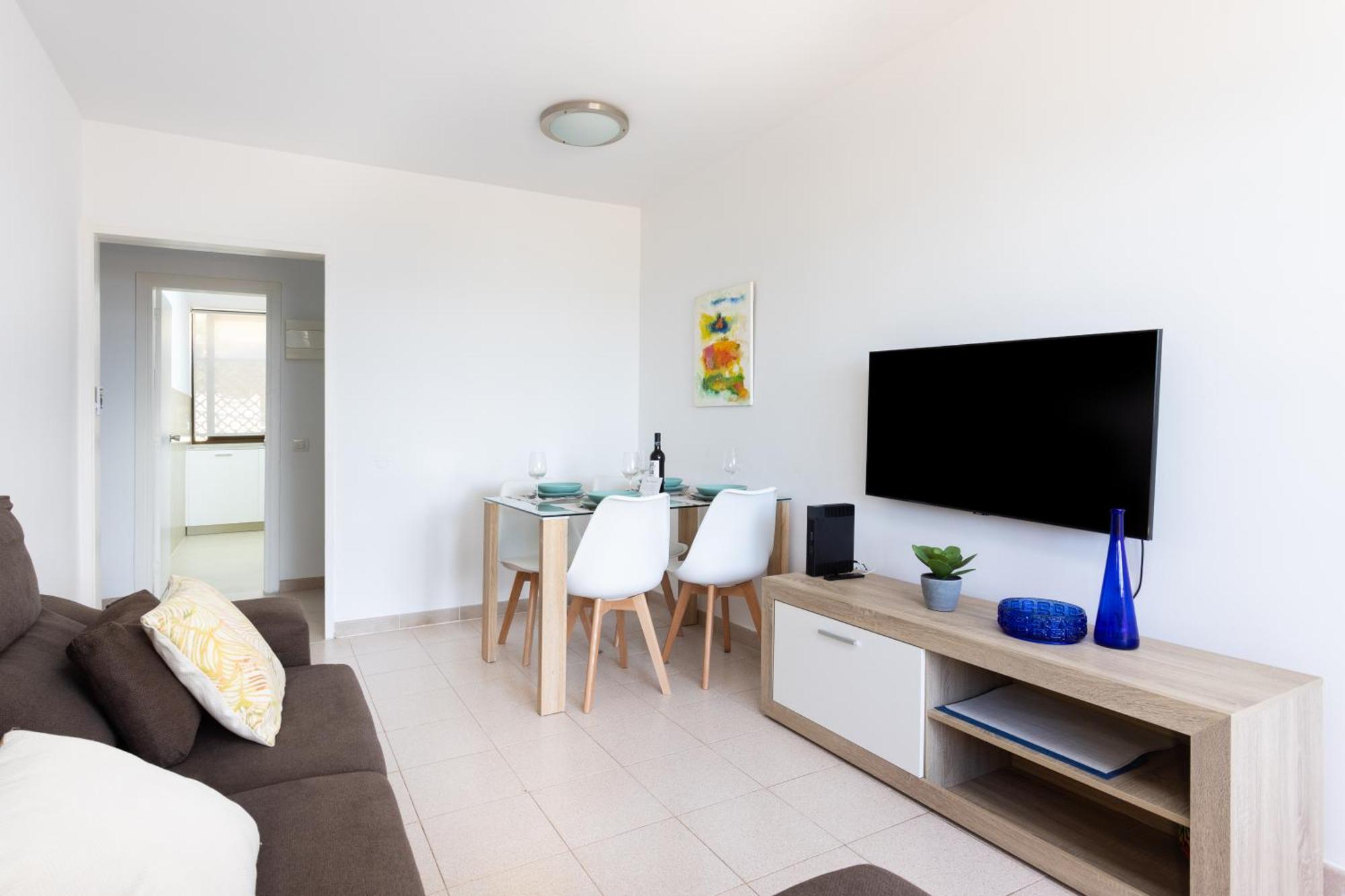 Frontline Playa Las Vistas With Pool, Parking, Sea Лос Кристианос Экстерьер фото