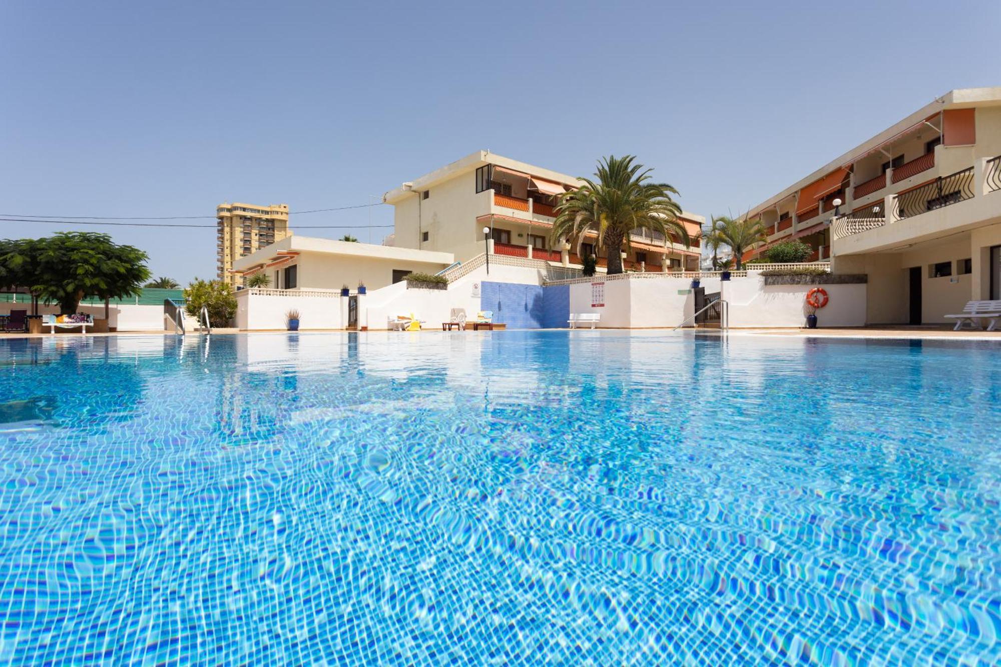 Frontline Playa Las Vistas With Pool, Parking, Sea Лос Кристианос Экстерьер фото